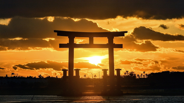 弁天島海浜公園（弁天夕照）