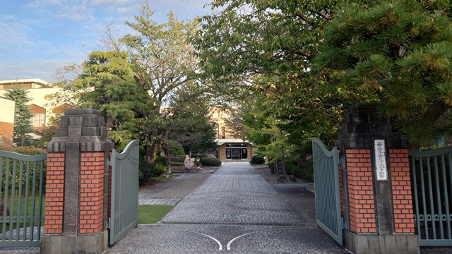 西遠女子学園 ストロベリームーン